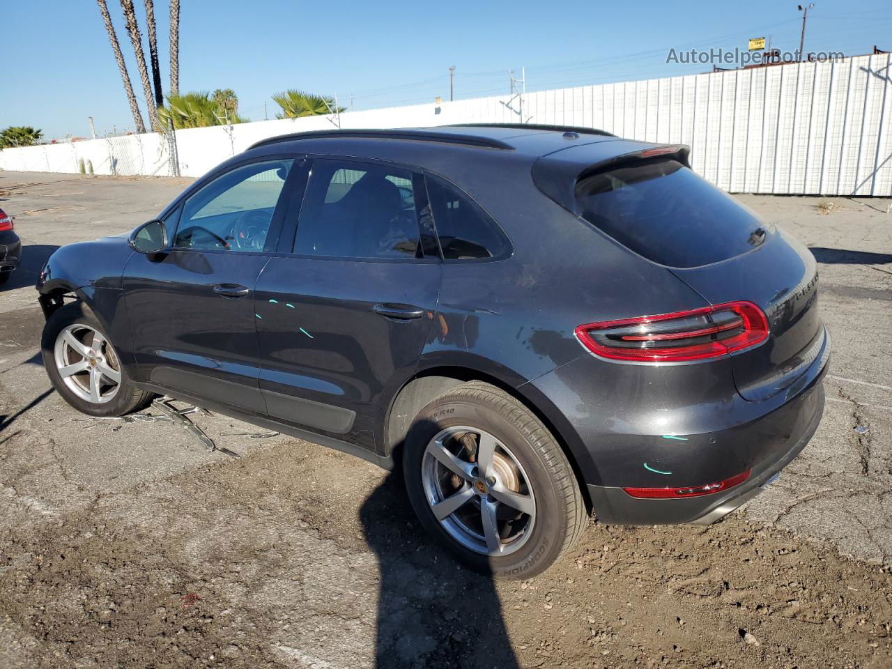 2017 Porsche Macan  Серый vin: WP1AA2A53HLB02229