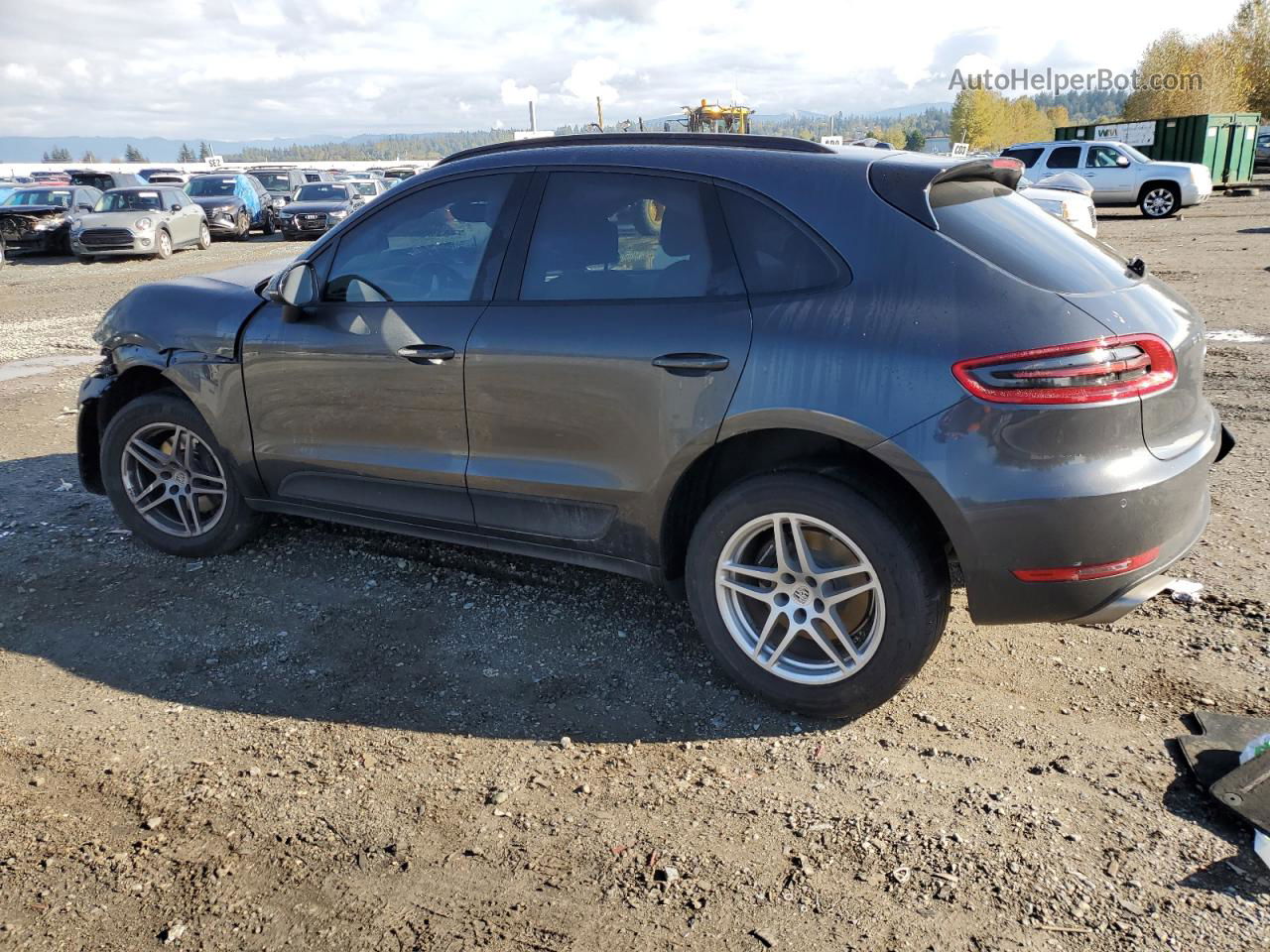 2017 Porsche Macan  Black vin: WP1AA2A54HLB04202