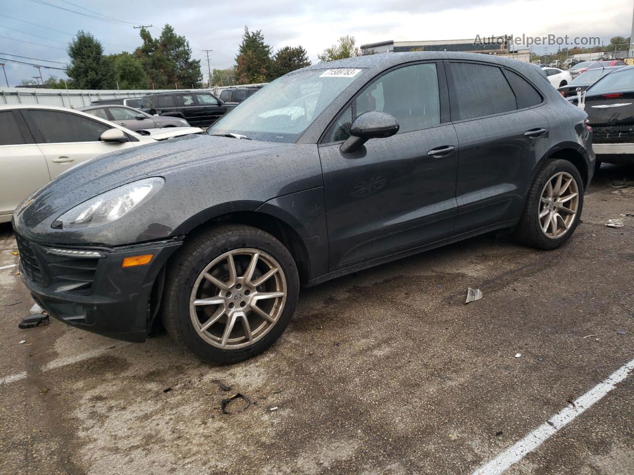 2018 Porsche Macan  Gray vin: WP1AA2A54JLB04125