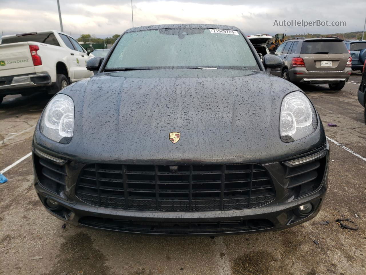 2018 Porsche Macan  Gray vin: WP1AA2A54JLB04125