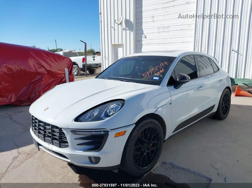 2018 Porsche Macan   White vin: WP1AA2A54JLB06568