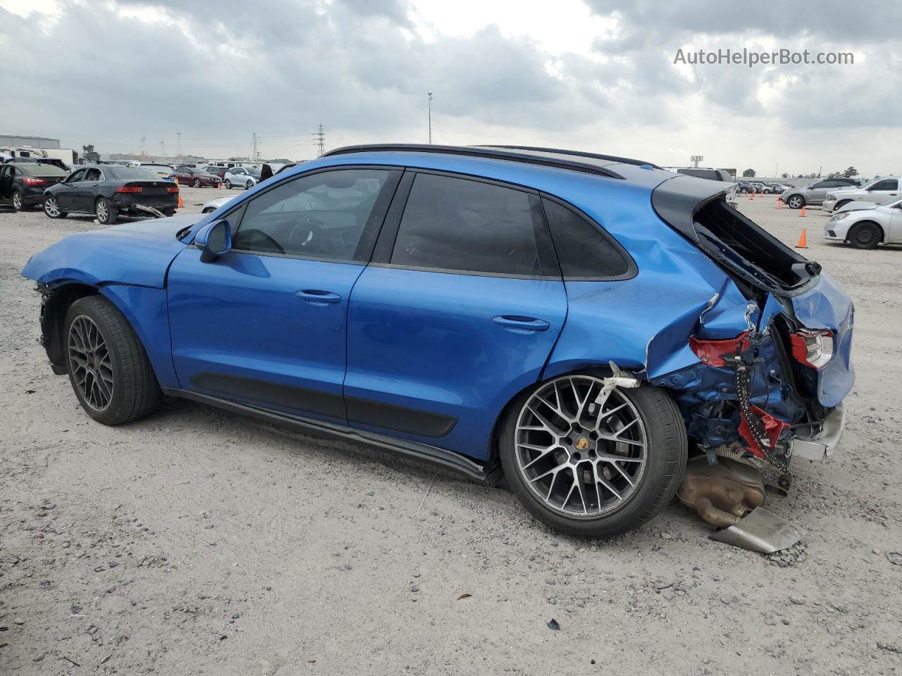 2018 Porsche Macan  Blue vin: WP1AA2A54JLB07834