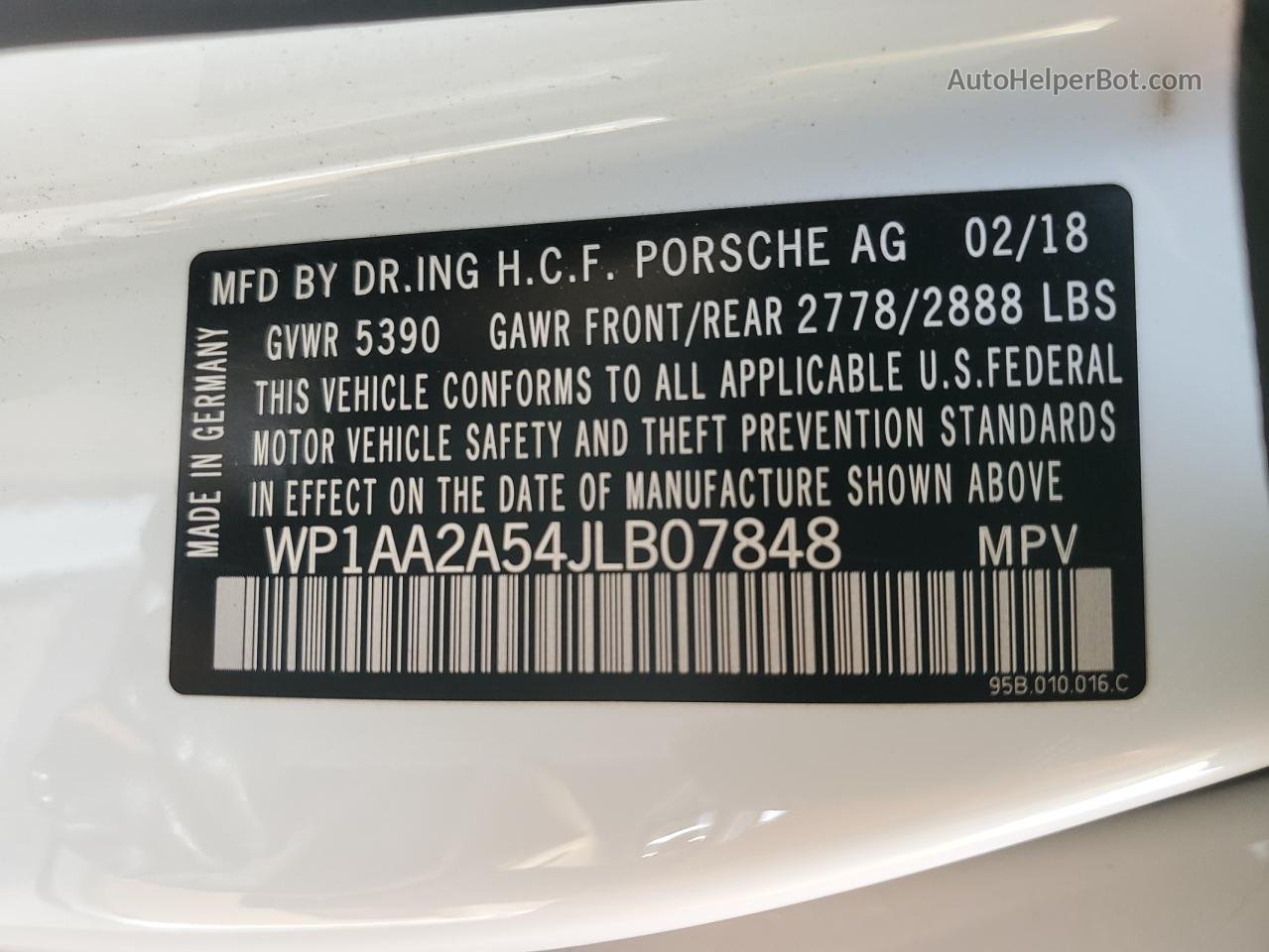 2018 Porsche Macan  White vin: WP1AA2A54JLB07848