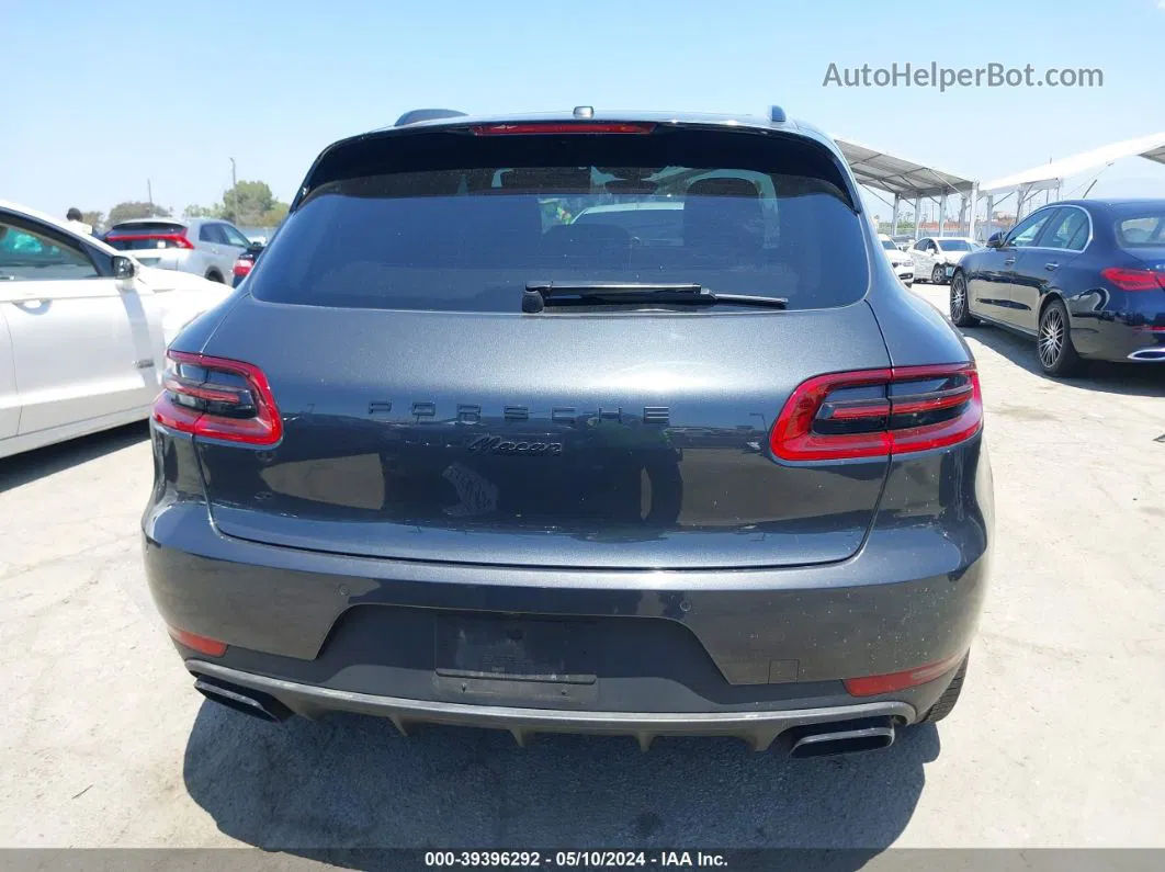 2018 Porsche Macan Gray vin: WP1AA2A54JLB18039