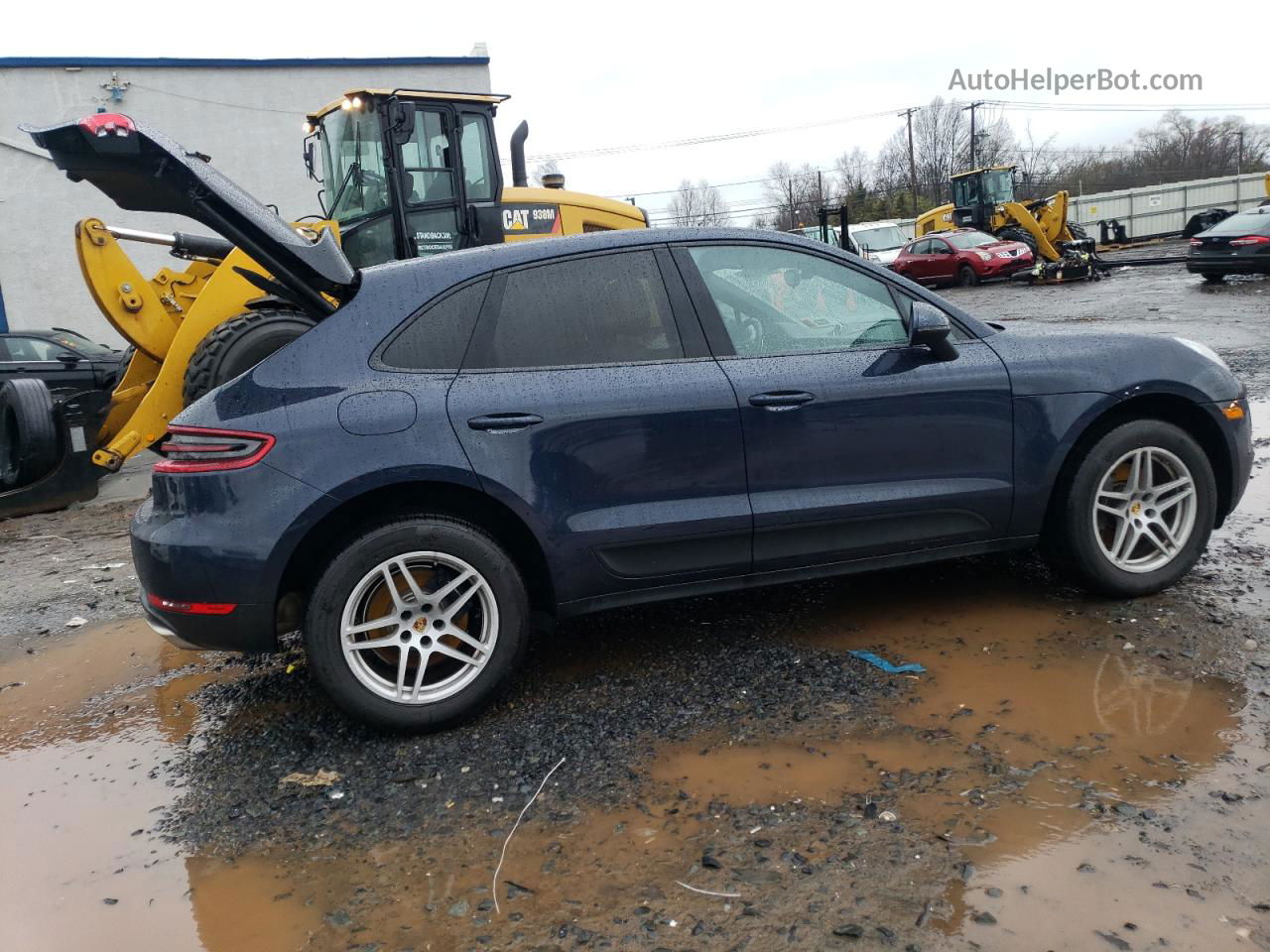 2017 Porsche Macan  Blue vin: WP1AA2A55HLB01986