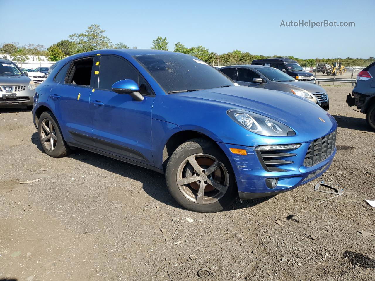 2017 Porsche Macan  Синий vin: WP1AA2A55HLB04287