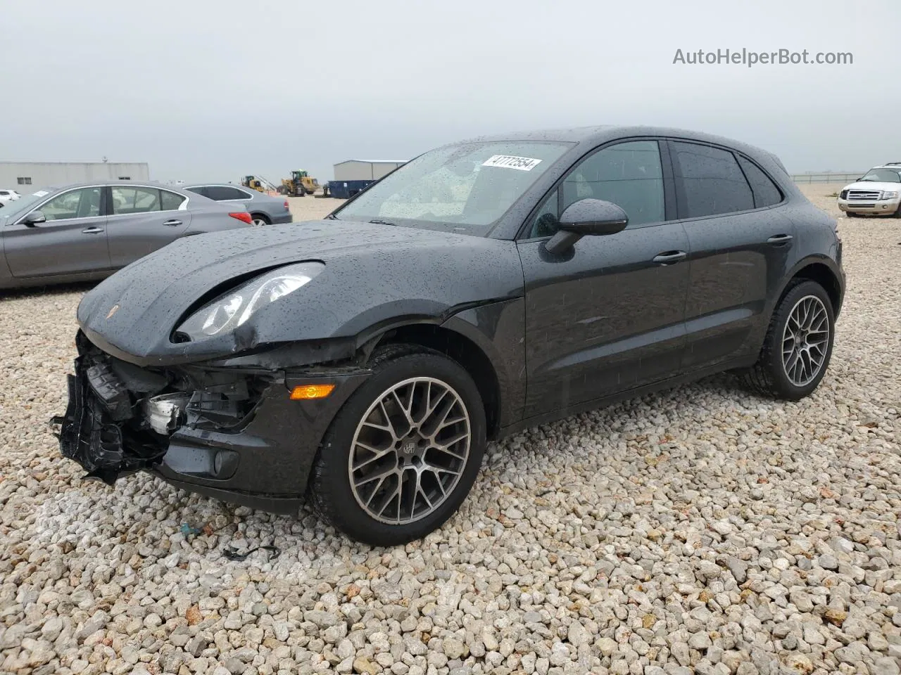 2018 Porsche Macan  Charcoal vin: WP1AA2A55JLB04683