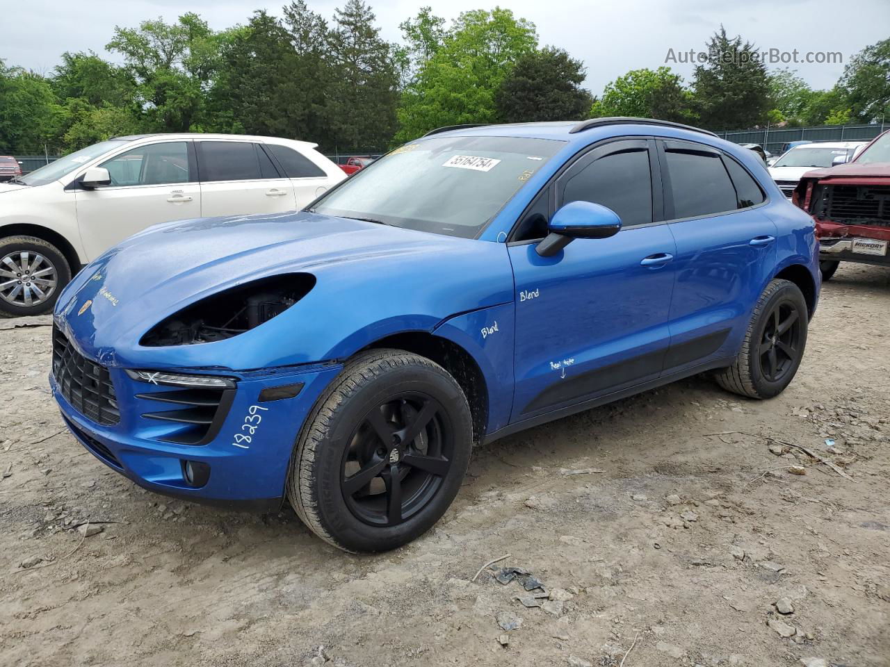 2017 Porsche Macan  Blue vin: WP1AA2A56HLB03147