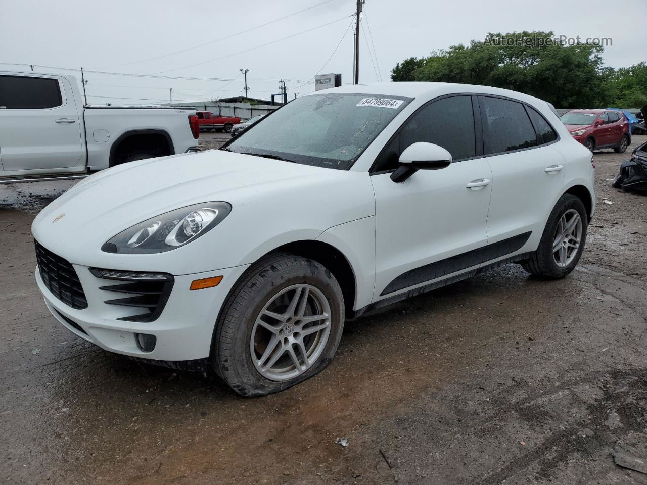 2017 Porsche Macan  White vin: WP1AA2A56HLB83629