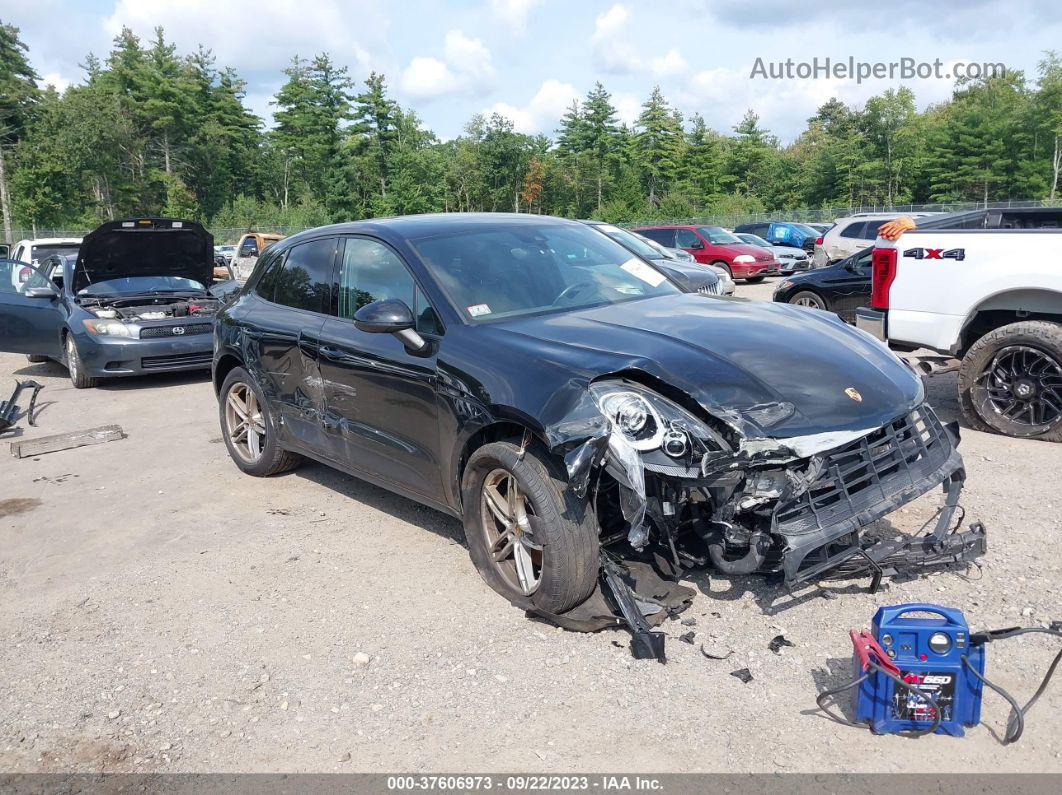 2018 Porsche Macan Black vin: WP1AA2A56JLB01713