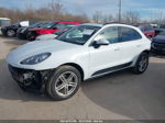 2018 Porsche Macan   White vin: WP1AA2A56JLB09438