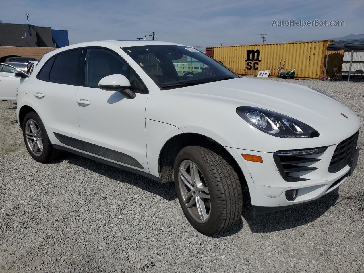 2018 Porsche Macan  Белый vin: WP1AA2A56JLB15675