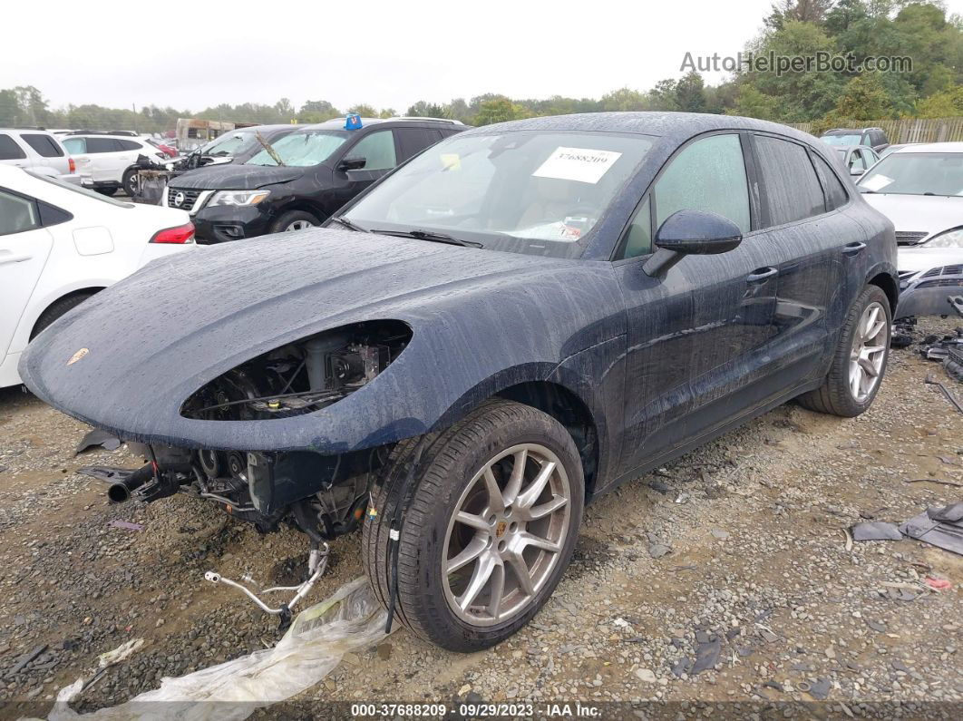 2018 Porsche Macan   Dark Blue vin: WP1AA2A56JLB15739