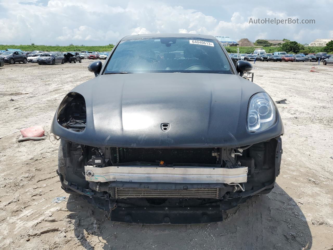 2017 Porsche Macan  Black vin: WP1AA2A57HLB01732