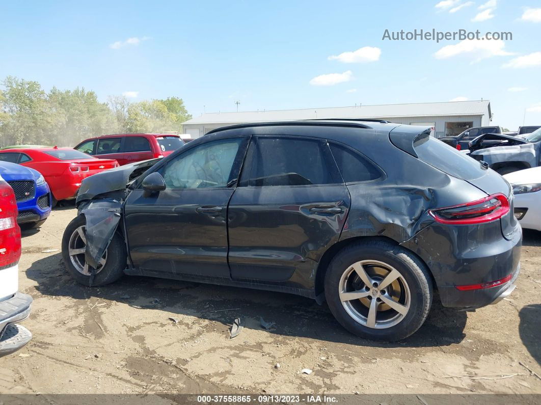 2017 Porsche Macan Black vin: WP1AA2A58HLB07328