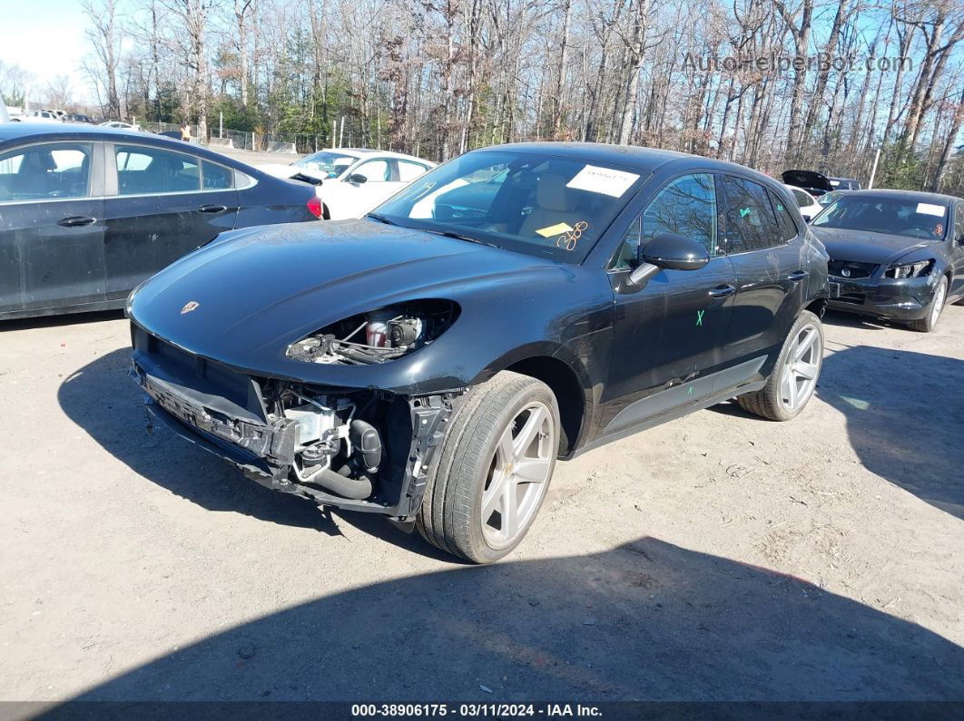 2018 Porsche Macan   Black vin: WP1AA2A58JLB10283