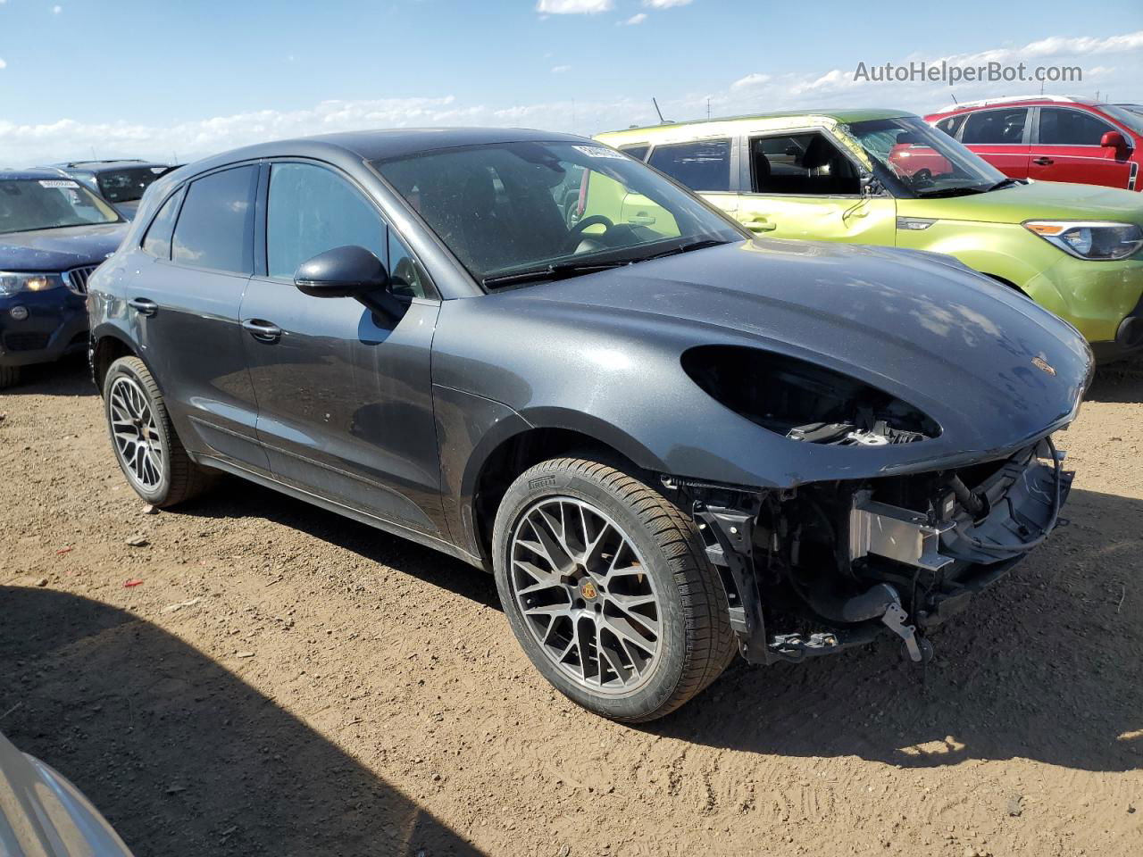 2017 Porsche Macan  Charcoal vin: WP1AA2A59HLB08214