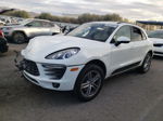 2018 Porsche Macan  White vin: WP1AA2A59JLB00071