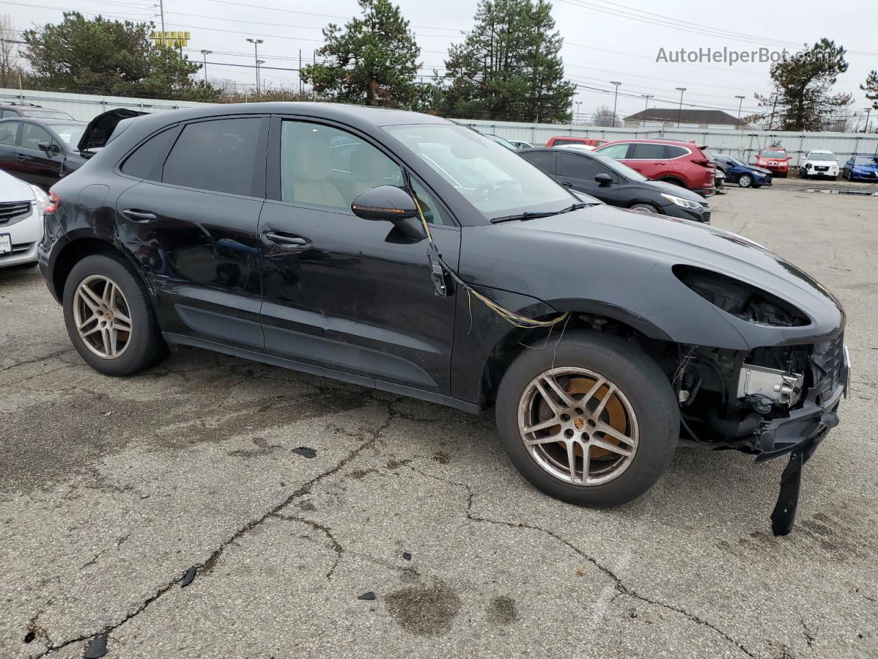 2018 Porsche Macan  Black vin: WP1AA2A59JLB20790