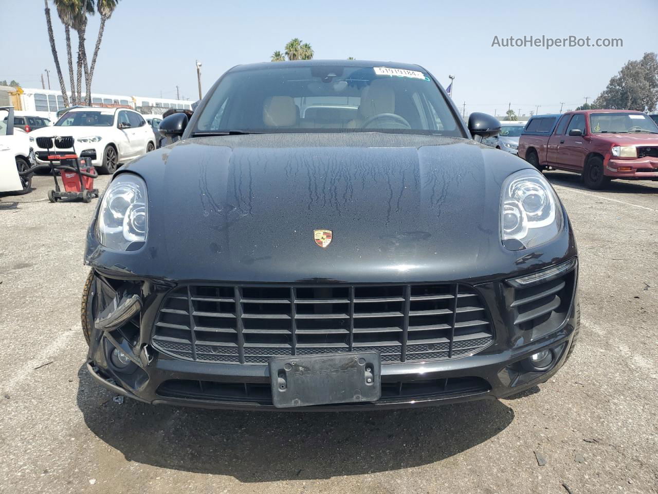 2017 Porsche Macan  Black vin: WP1AA2A5XHLB00042