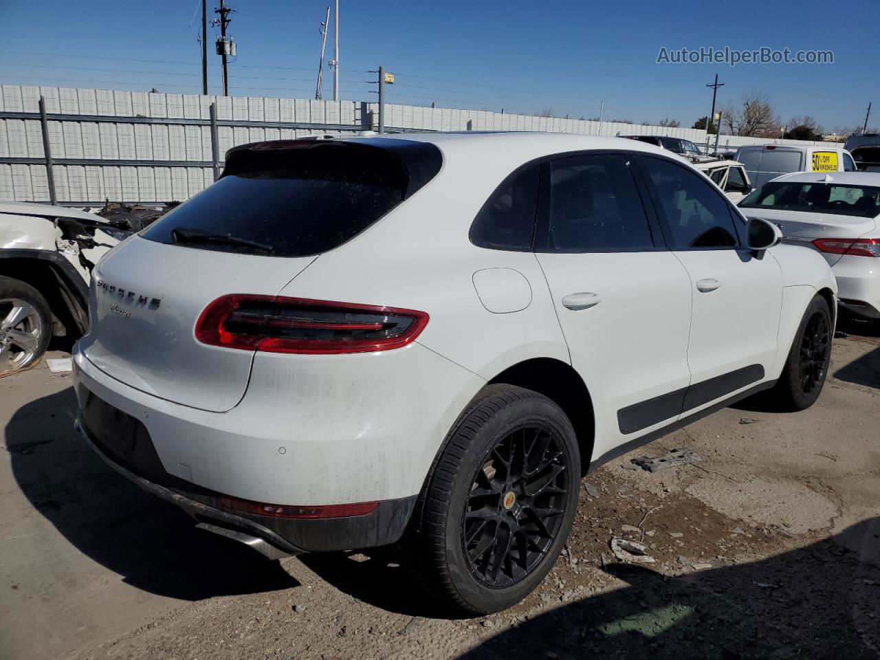 2018 Porsche Macan  Белый vin: WP1AA2A5XJLB08499