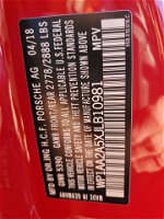 2018 Porsche Macan  Red vin: WP1AA2A5XJLB10981