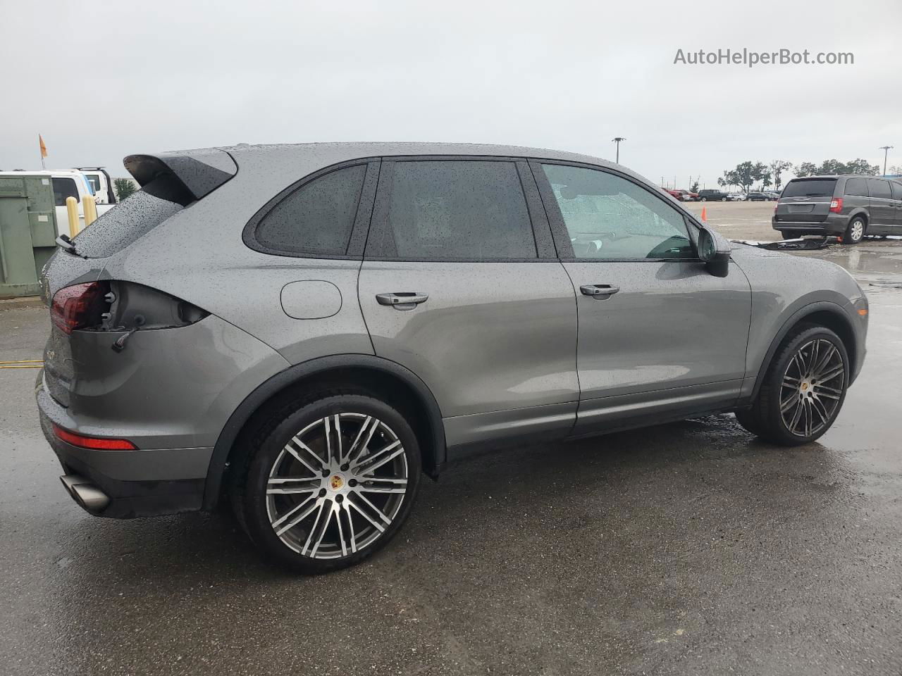 2018 Porsche Cayenne S Gray vin: WP1AB2A24JLA61084