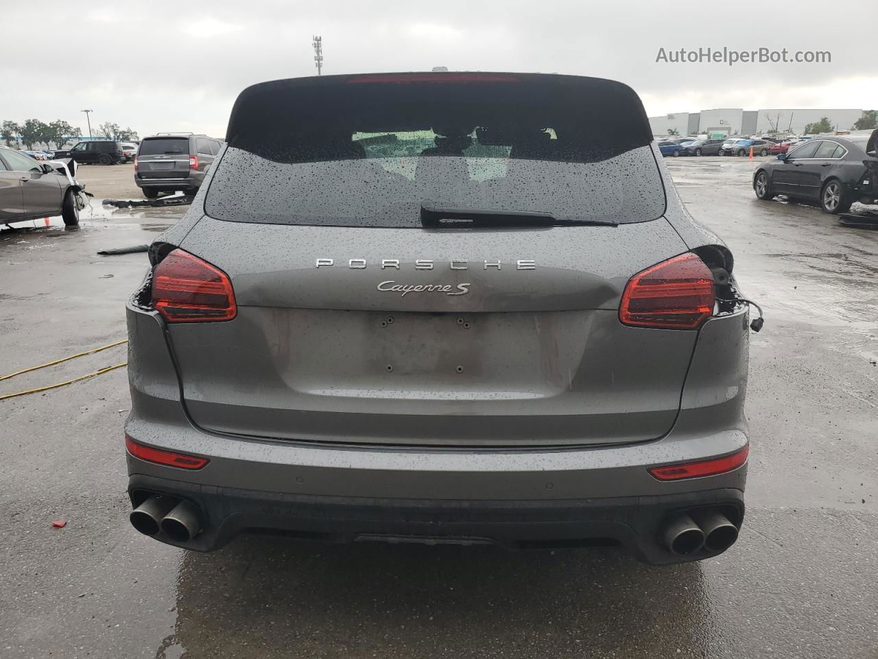 2018 Porsche Cayenne S Gray vin: WP1AB2A24JLA61084