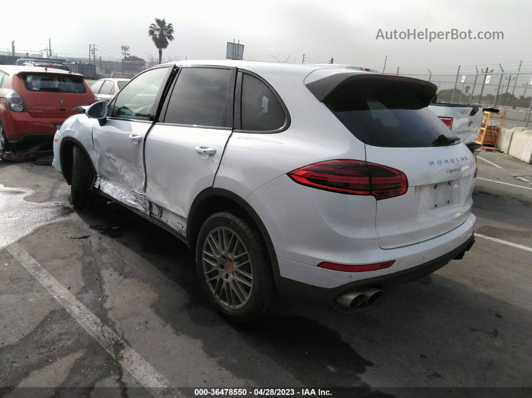 2018 Porsche Cayenne S Белый vin: WP1AB2A27JLA60382