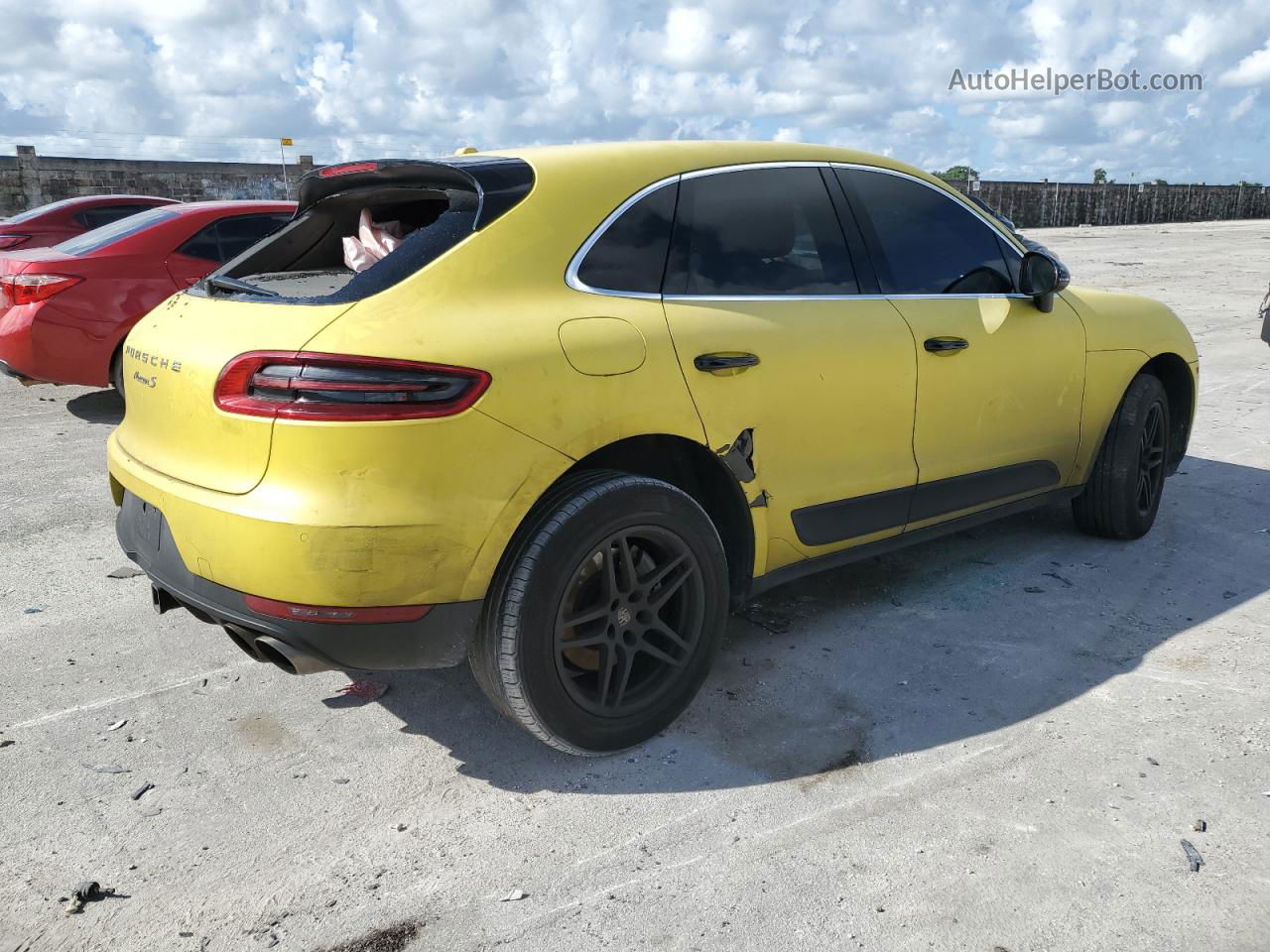 2017 Porsche Macan S Yellow vin: WP1AB2A50HLB17056