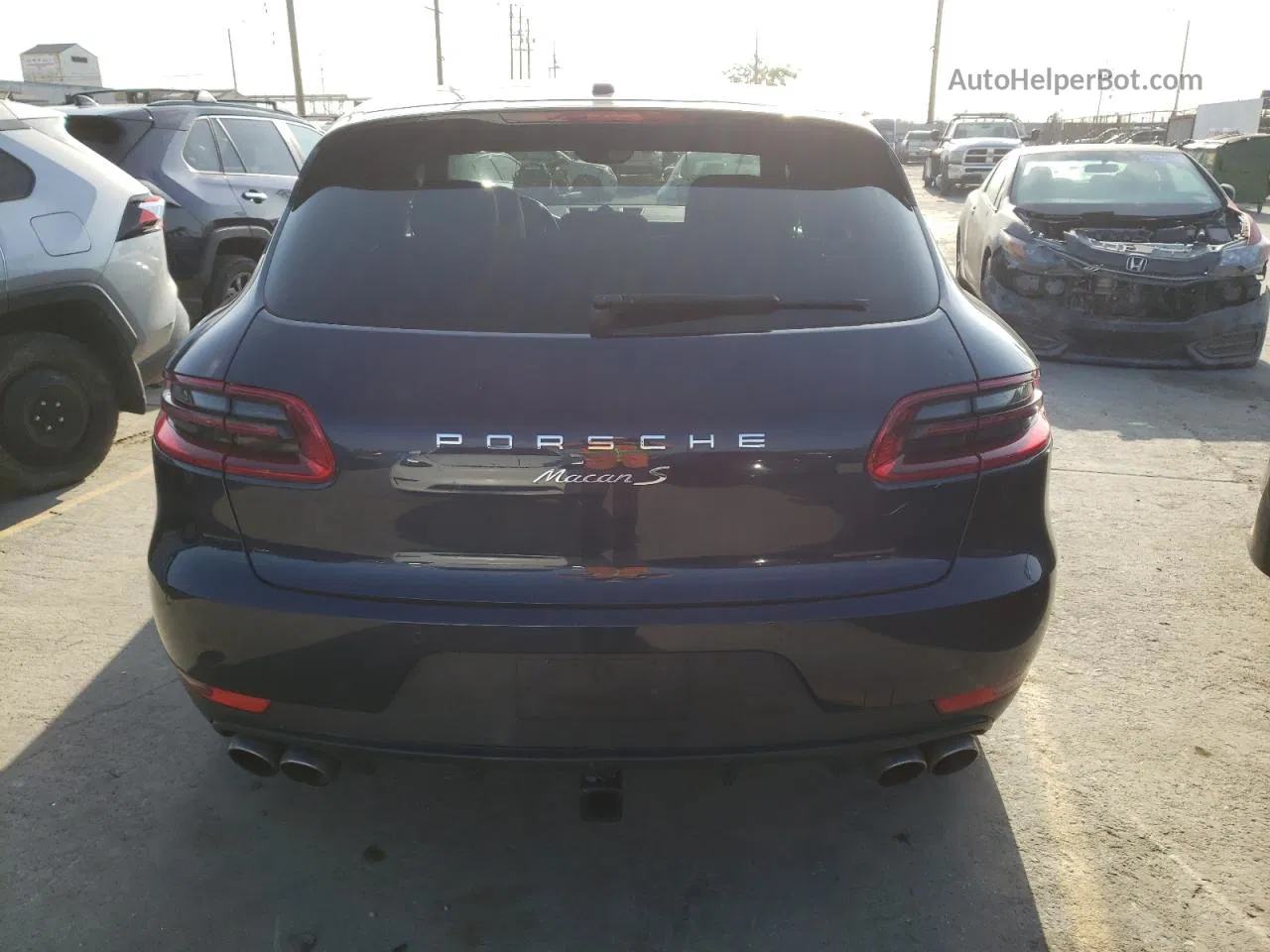 2018 Porsche Macan S Blue vin: WP1AB2A50JLB33716