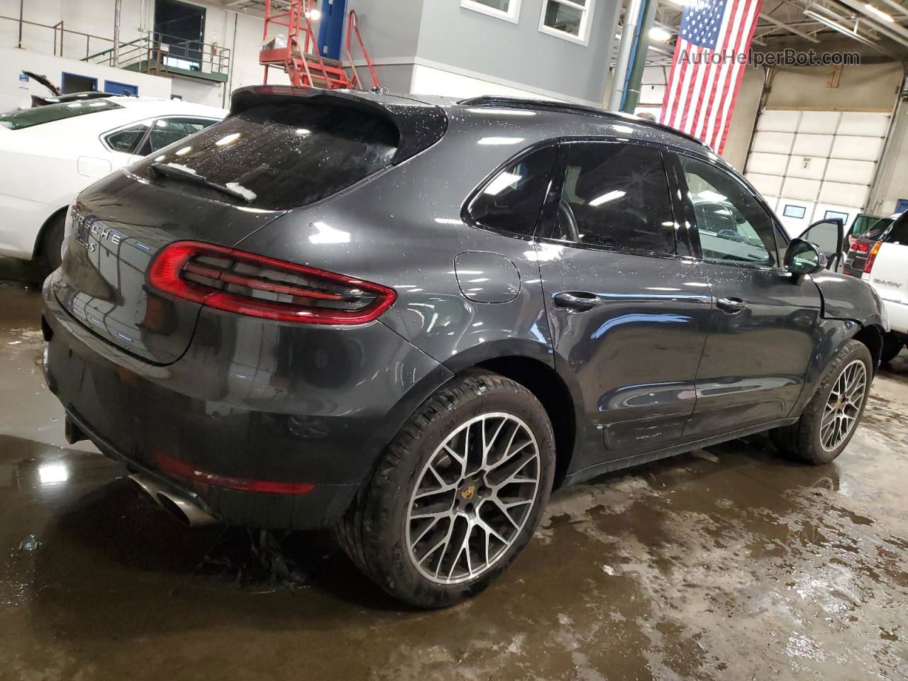 2018 Porsche Macan S Gray vin: WP1AB2A51JLB33403