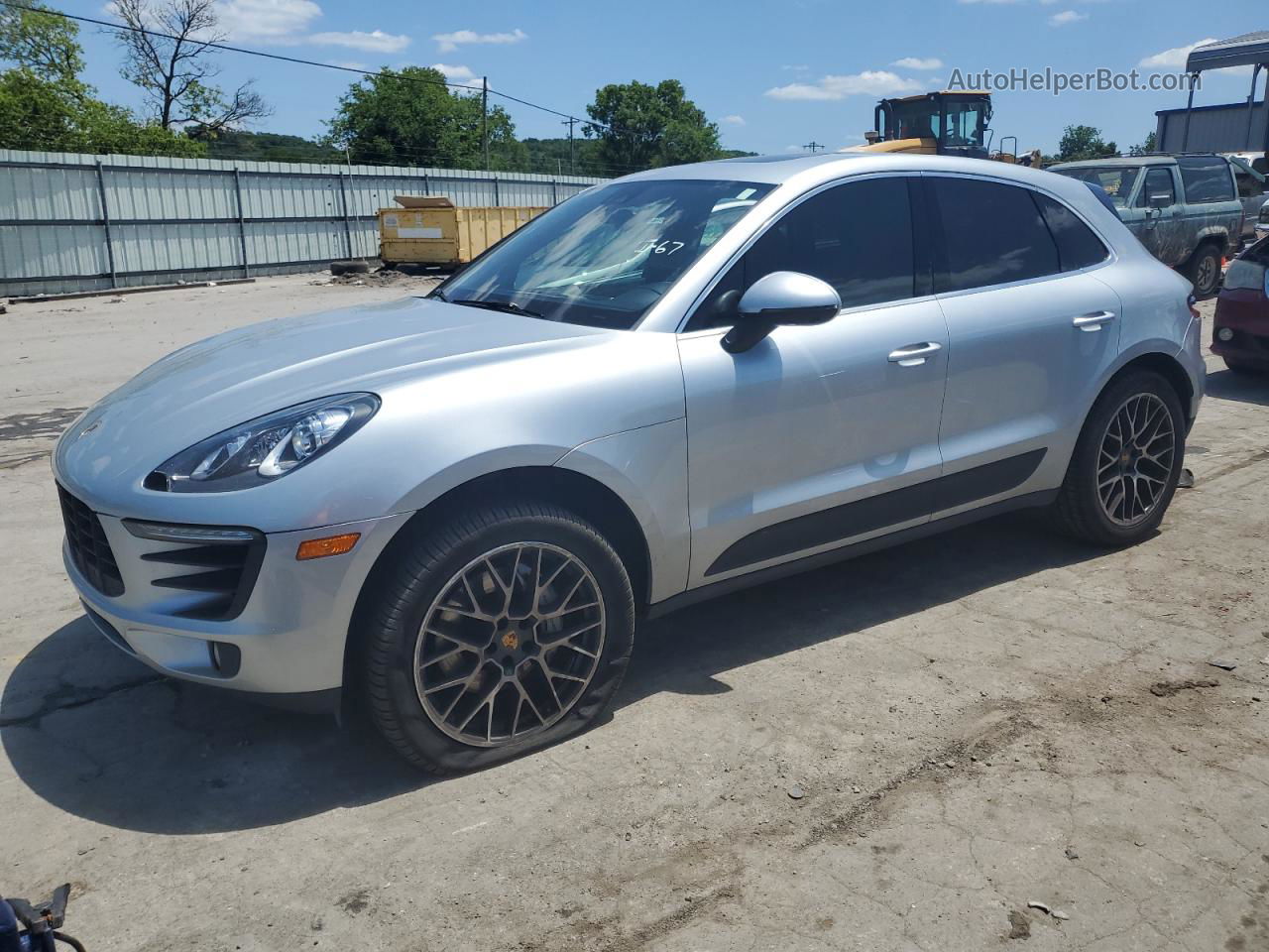 2017 Porsche Macan S Silver vin: WP1AB2A52HLB13929