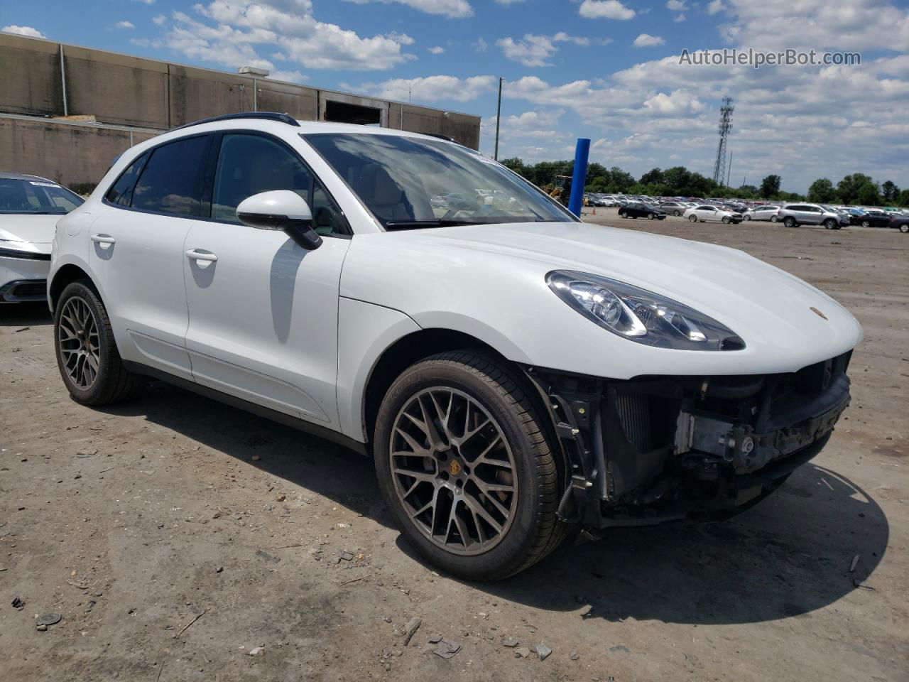 2018 Porsche Macan S White vin: WP1AB2A53JLB35802