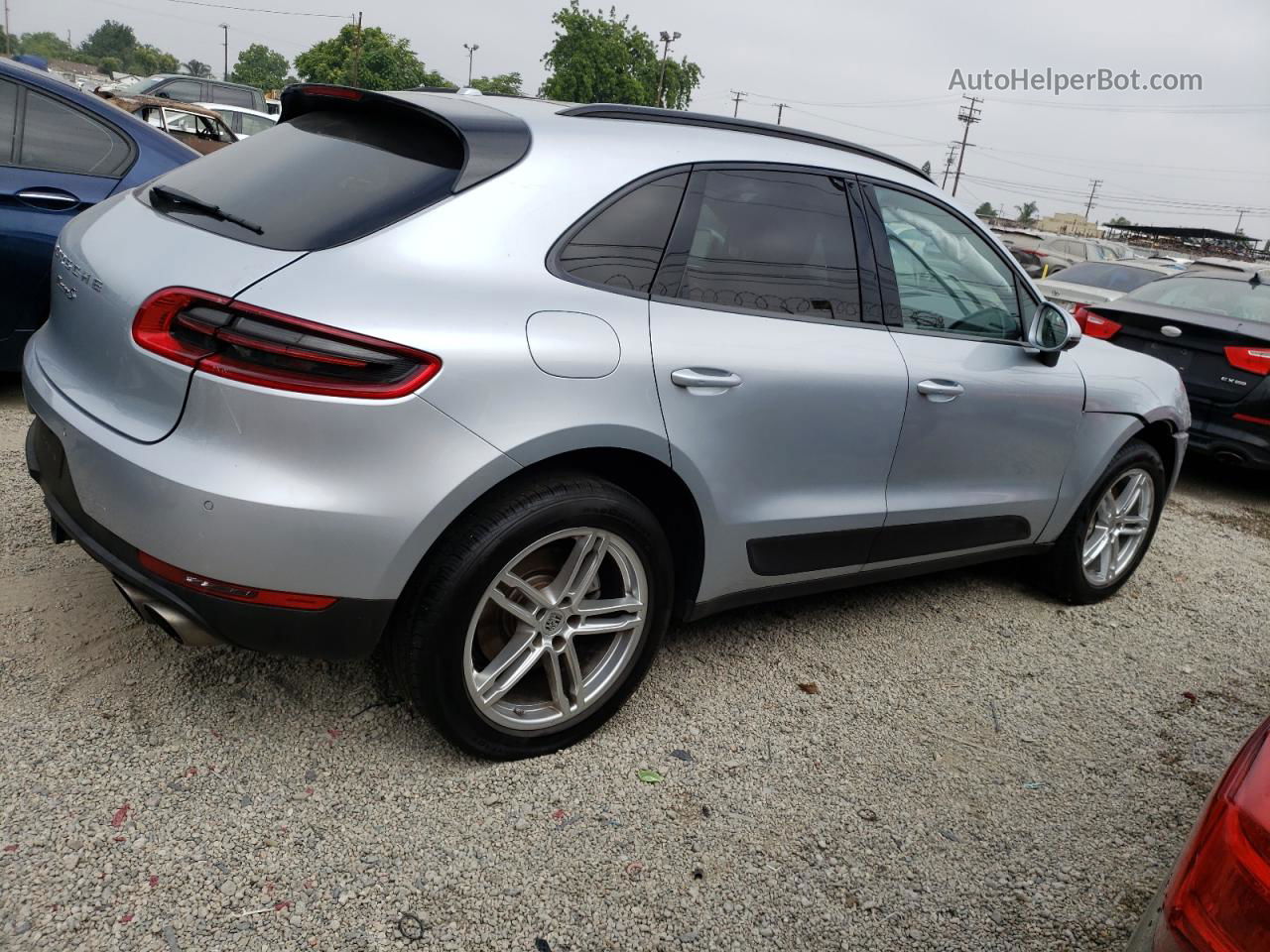 2017 Porsche Macan S Silver vin: WP1AB2A54HLB16038