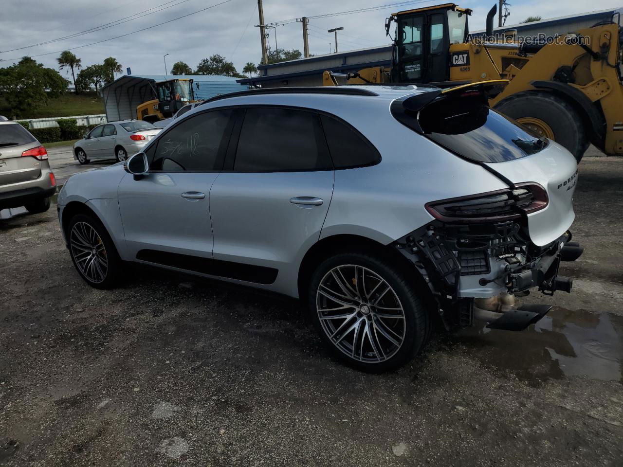 2017 Porsche Macan S Silver vin: WP1AB2A55HLB11852