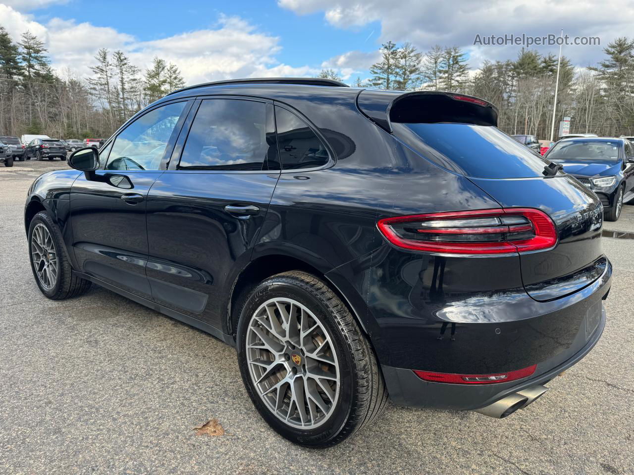 2017 Porsche Macan S Black vin: WP1AB2A55HLB15979