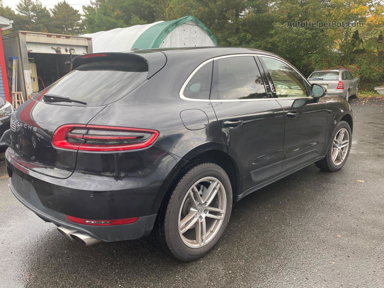 2017 Porsche Macan S Black vin: WP1AB2A56HLB12038