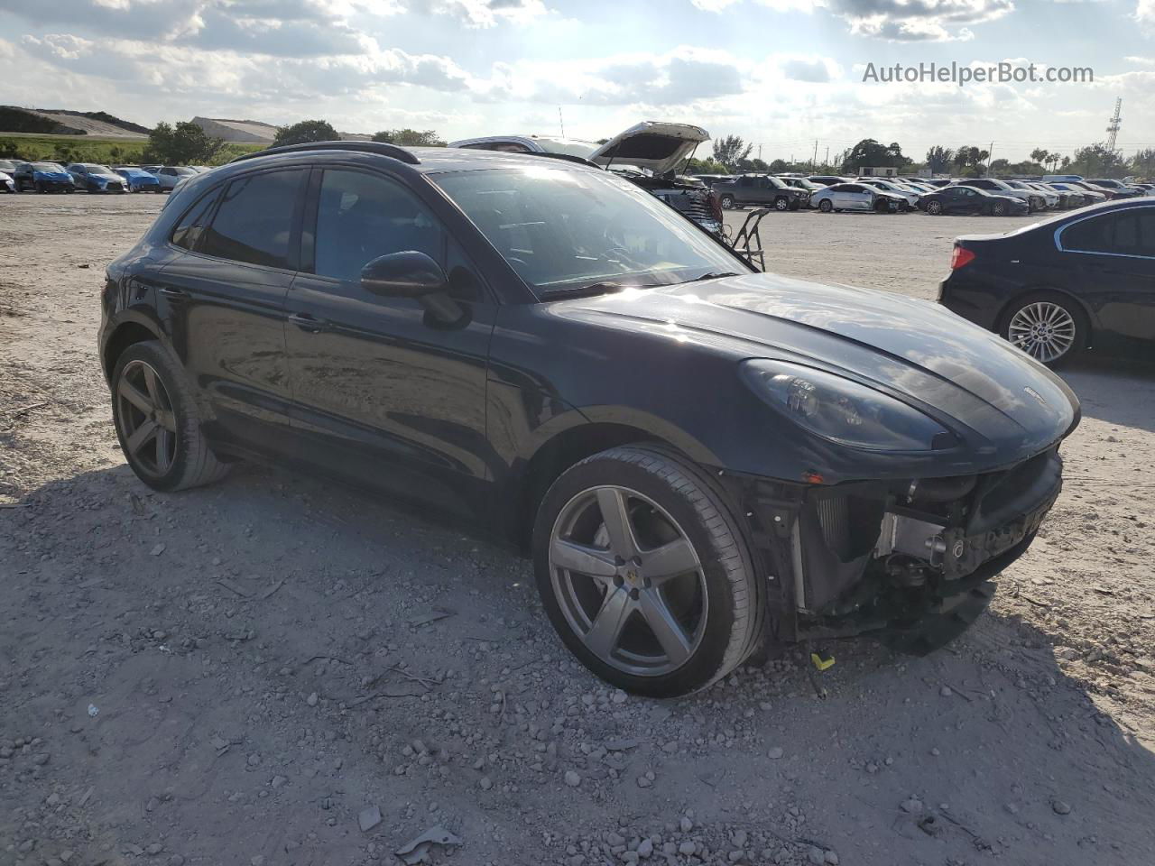 2018 Porsche Macan S Black vin: WP1AB2A59JLB30054