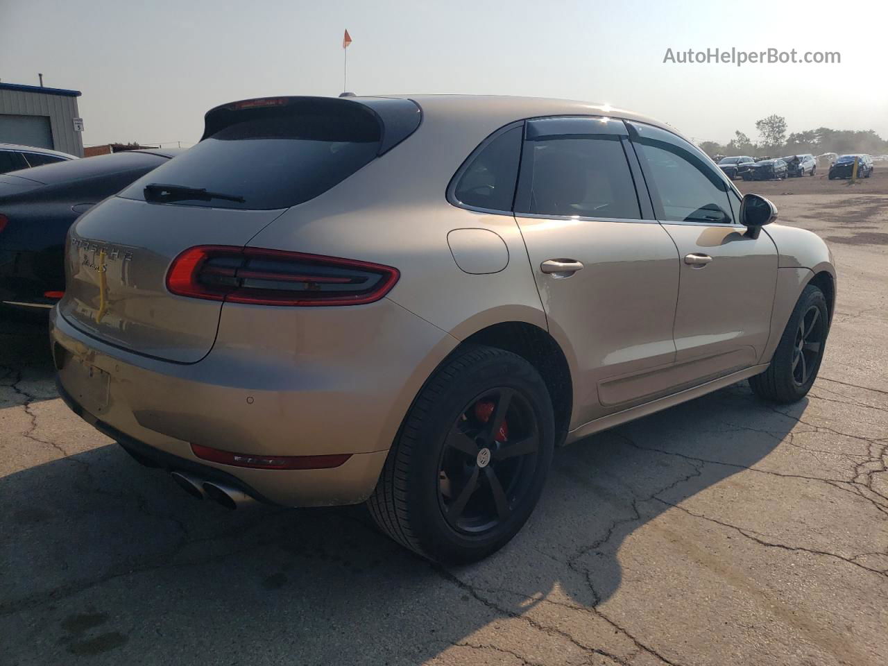 2017 Porsche Macan S Бежевый vin: WP1AB2A5XHLB17145