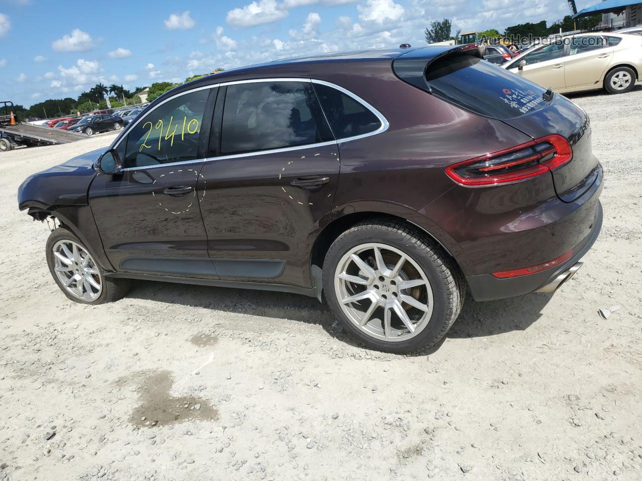 2017 Porsche Macan S Maroon vin: WP1AB2A5XHLB19591