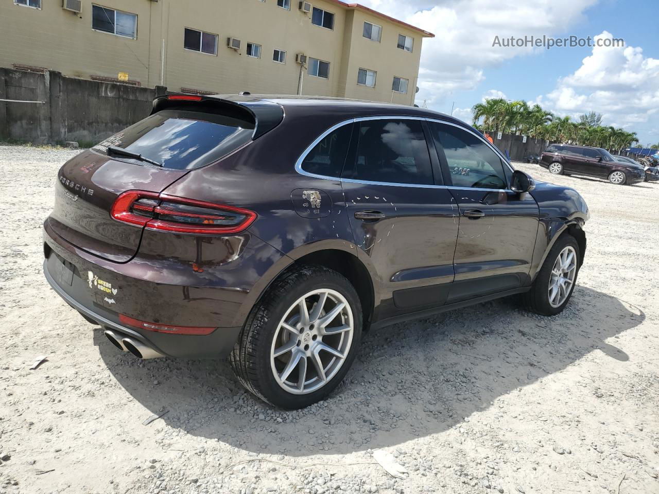 2017 Porsche Macan S Maroon vin: WP1AB2A5XHLB19591