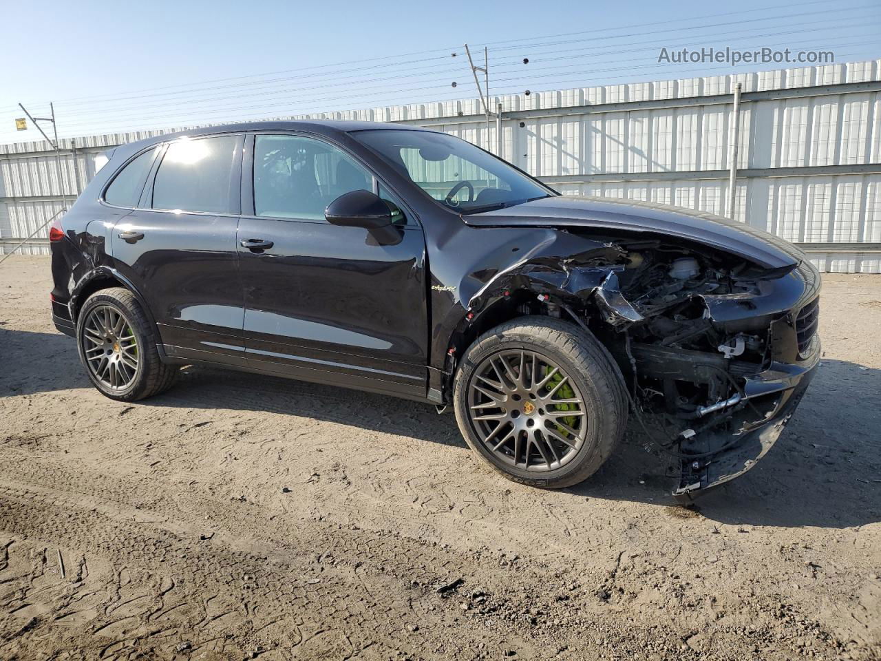 2018 Porsche Cayenne Se Hybrid Platinum Black vin: WP1AE2A20JLA71280