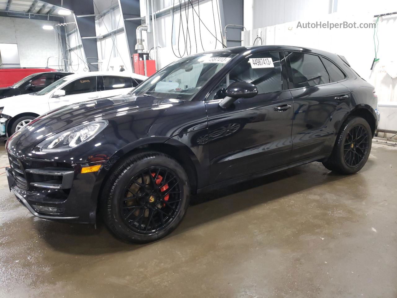 2018 Porsche Macan Turbo Черный vin: WP1AF2A53JLB70117