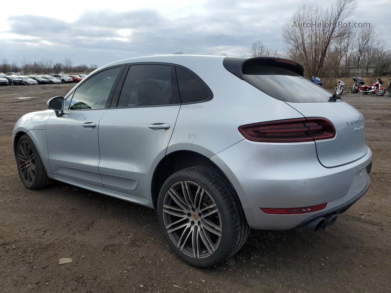 2017 Porsche Macan Turbo Silver vin: WP1AF2A56HLB61857