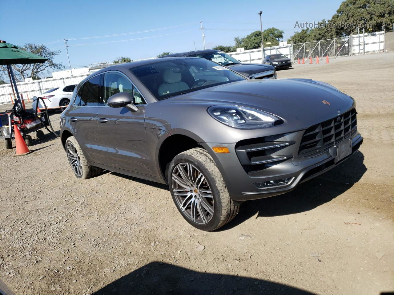 2018 Porsche Macan Turbo Charcoal vin: WP1AF2A58JLB70968