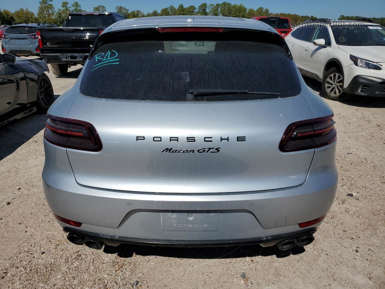 2018 Porsche Macan Gts Silver vin: WP1AG2A53JLB60605