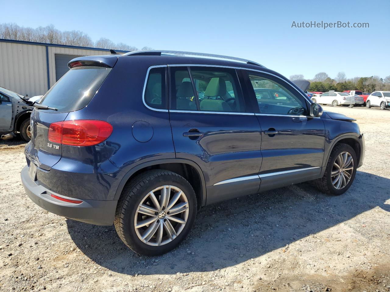 2013 Volkswagen Tiguan S Blue vin: WVGAV3AX3DW574769