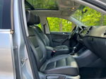 2013 Volkswagen Tiguan S Серебряный vin: WVGAV3AX6DW566505