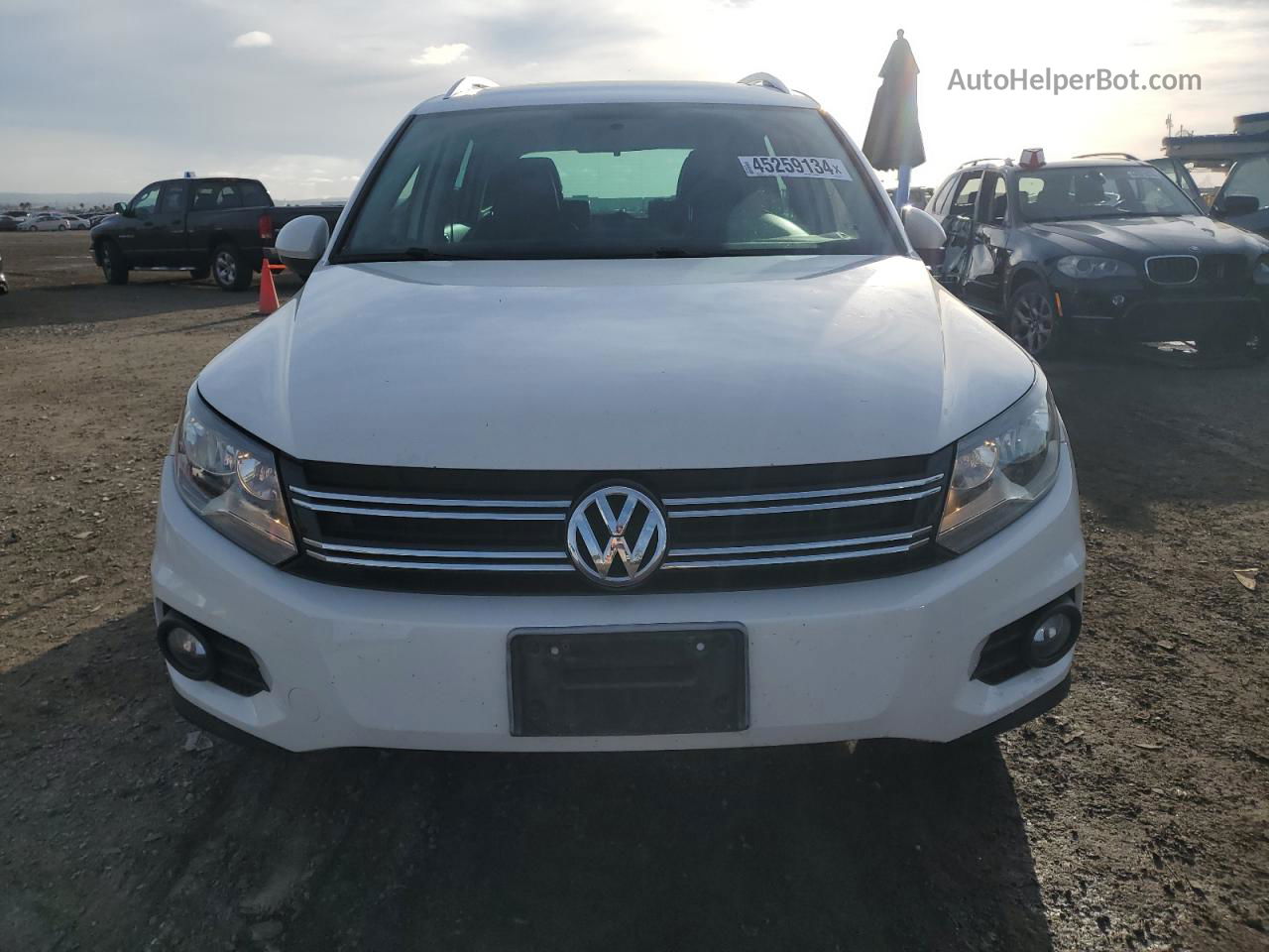 2013 Volkswagen Tiguan S White vin: WVGAV3AX7DW074047